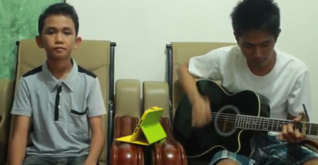 Nova zvijezda: Kada čujete kako ovaj mali dječak pjeva naježit ćete se! (VIDEO)