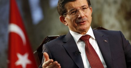 Davutoglu za CNN: Ne vidimo Iran kao konkurenta, mi smo susjedi