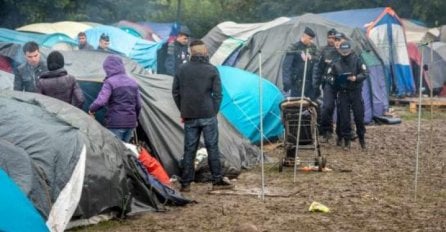 Povrijeđena tri migranta u sukobu bandi krijumčara