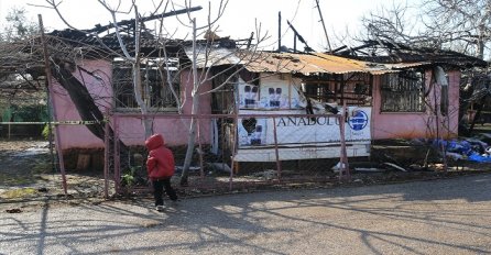 Tragičan požar na kući u Antaliji: Smrtno stradali majka i sin