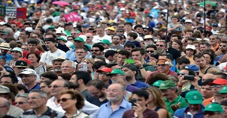 Hiljade Italijana protestovalo protiv prijedloga zakona o legalizacije istospolnih brakova