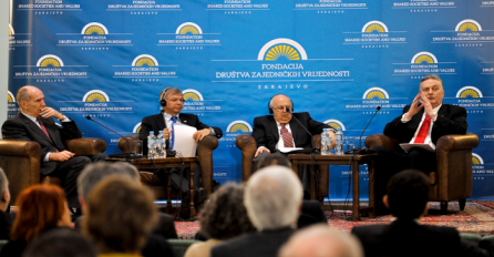  Nasilni ekstremizam je globalni problem na koji treba odgovoriti prevencijom, a ne silom