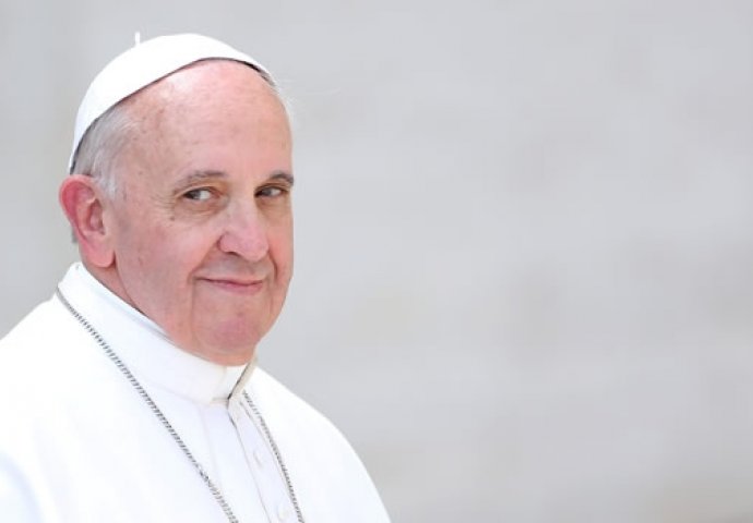Prvi put u historiji Vatikana: Papa Franjo će glumiti u filmu „Beyond the Sun“ 