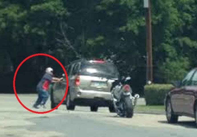 Htio je da se obračuna sa vozačem  džipa, ali ovo nikako nije očekivao (VIDEO)