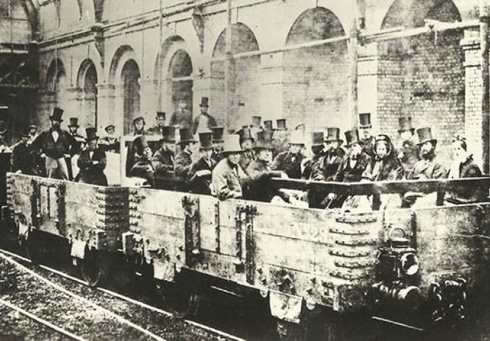 Još niste vidjeli: Kultne fotografije koje su obilježile historiju!