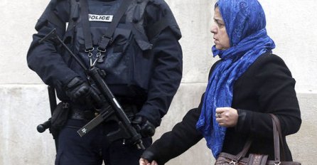 Grupe za ljudska prava upozorile: Francuska policija zlostavljala muslimane