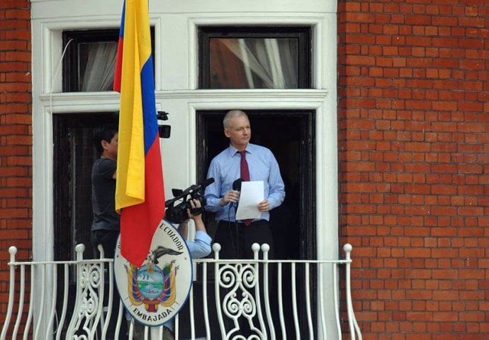 ASSANGE IZLAZI IZ AMBASADE EKVADORA? 'Ilegalno je pritvoren, ima pravo i na kompenzaciju!'