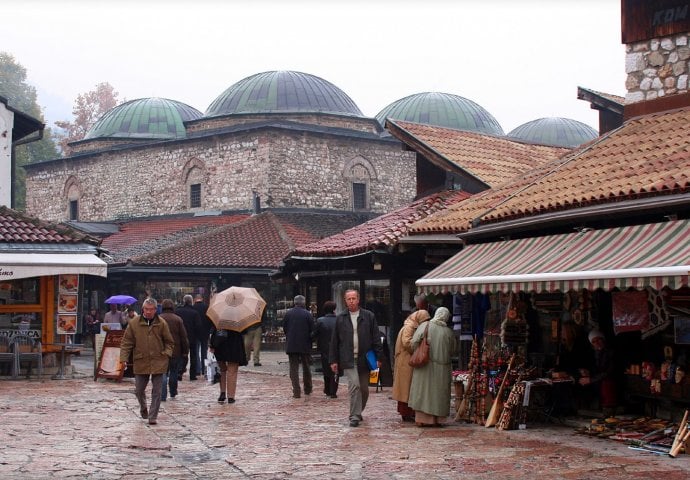 Sarajevo: "Protestna šetnja za ljudska prava - Hidžab - moje pravo, moj izbor"