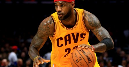 I to se desilo: LeBron James postao slobodan agent