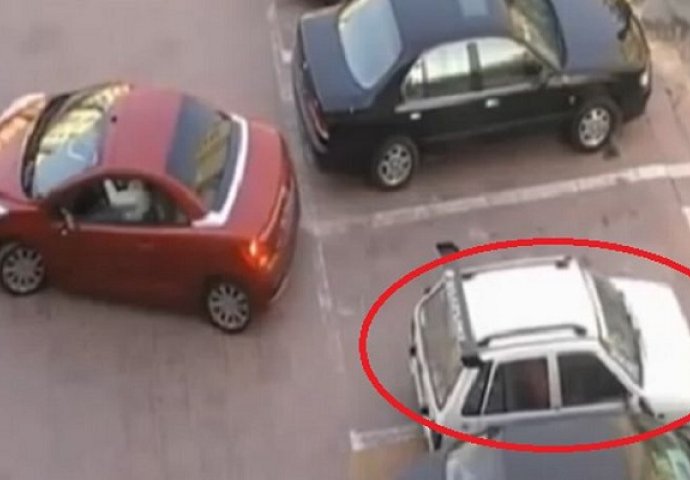 Uletio joj na parking mjesto, a ona mu se osvetila na najbolji mogući način (VIDEO)