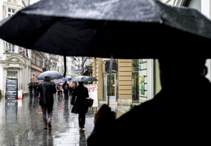 Uključen žuti meteoalaram: Očekuju se obilne padavine i snažan vjetar 