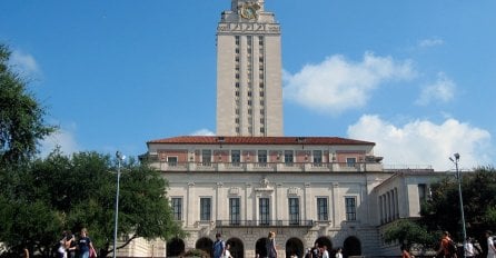 Univerzitet Texas dopustio studentima nošenje oružja unutar kampusa