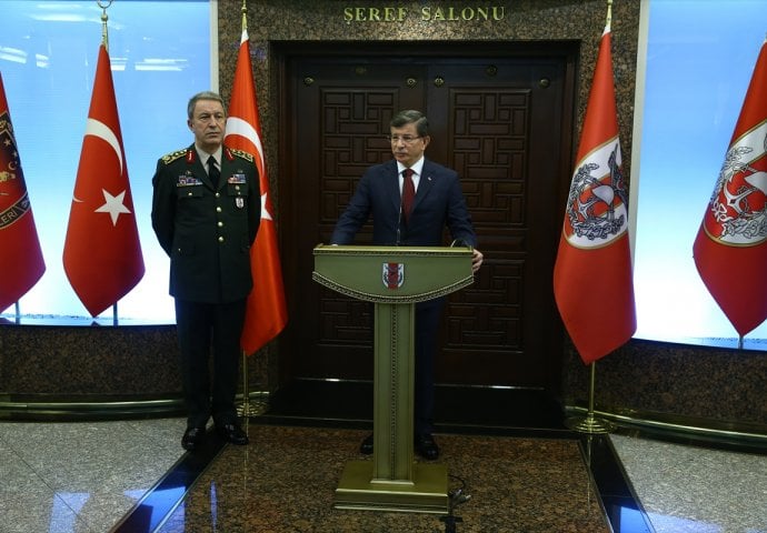 Davutoglu: PKK - YPG je pijun sirijskog režima, sirijski režim odgovoran za napad u Ankari