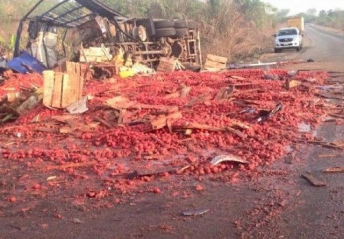 U sudaru autobusa i kamiona u Gani 71 osoba poginula 