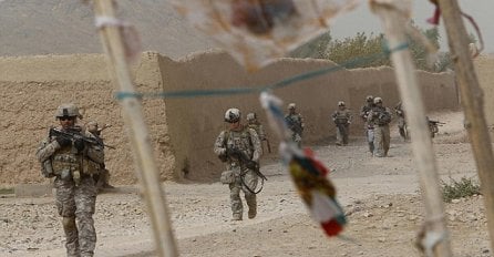 Afganistan: Talibani oteli dva vojnika