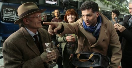 Nakon uspjeha na Berlinaleu Danis Tanović sa Srebrenim medvjedom stigao u Sarajevo: Dočekan uz ovacije i aplauze