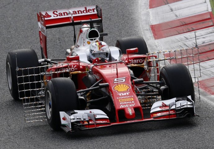 Vettel dominantan na početku testiranja: Brži od prvaka u Barceloni