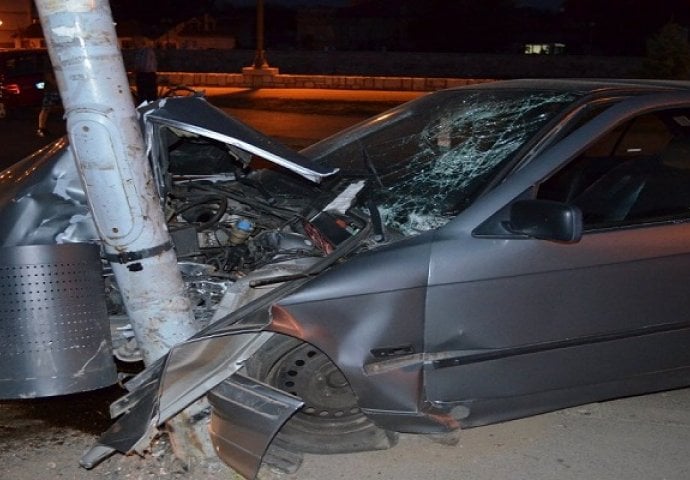 "Sa bivšim dečkom kada sam prvi put sjela u auto, udarili smo u banderu"