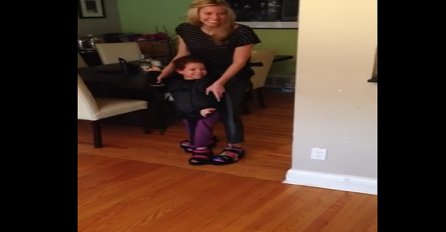 Ono što je majka uradila sa paraliziranom kćerkom obišlo je svijet, pogledajte zašto (VIDEO)