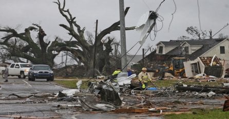 Tornado pogodio Lujzijanu i Misisipi, bez struje deseci hiljada domaćinstava