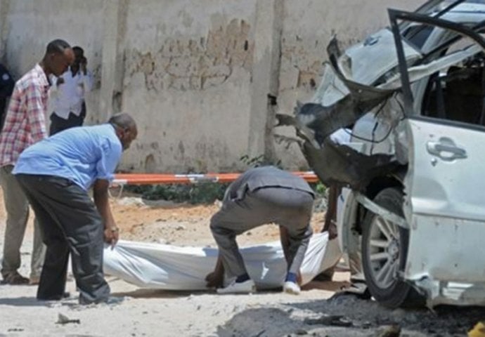 U napadu ekstremista al-Shabaaba na hotel u Somaliji poginulo devet civila