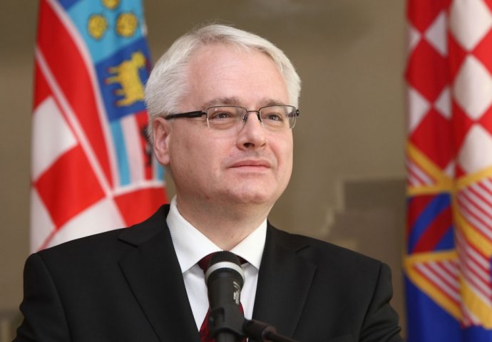 Josipović: Ne dozvoliti da se napravi crna Hrvatska  