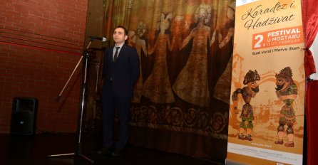  Spuštanjem zavjese u Narodnom pozorištu Mostar zatvoren 2. festival „Karađoz i Hadživat“