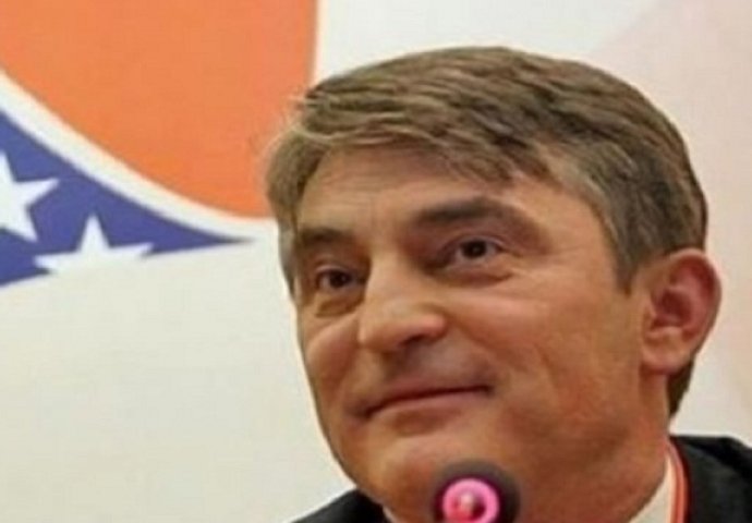 Komšić: 1. mart nas obavezuje da se borimo za nezavisno i multikulturalno društvo u BiH