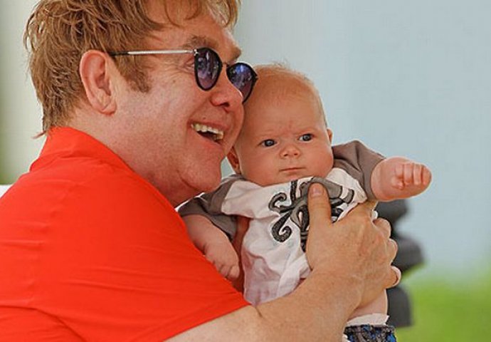 Elton John ne želi sinovima ostaviti bogatstvo i ima jako dobar razlog
