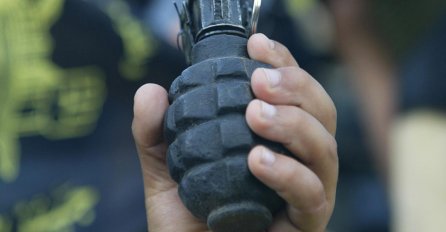 Djeca u Bihaću "igrali" se kašikarama, sve snimili i postavili na Facebook (VIDEO)