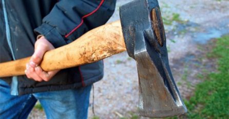 Drama u Srbiji: Vitlao sjekirom i prijetio da će pobiti sve Srbe