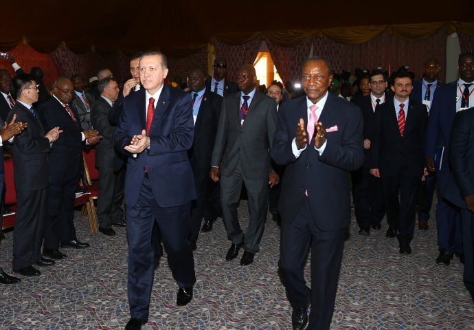 Erdogan posjetio Gvineju: Turska s vama želi sarađivati kao prijatelj, a ne kao kolonizator