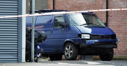 Od eksplozije bombe teže povrijeđen zatvorski čuvar 