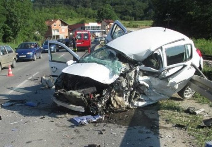 U FBiH za 24 sata 93 saobraćajne nezgode, dvije osobe smrtno stradale