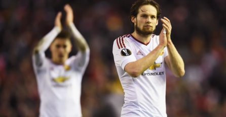 Scholes: United je nisko pao, ne smije biti kao Arsenal