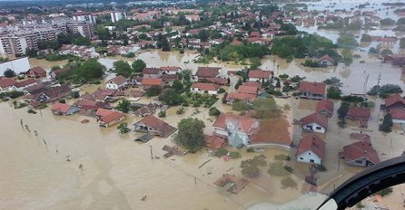 Poplave oštetile 700 kuća i hiljade hektara poljoprivrednog zemljišta