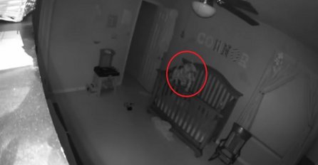 Postavili su skrivenu kameru u sobu svoje bebe: Snimila je jezivu scenu koja ledi krv u žilama