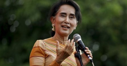 SKANDALOZNO: Dobinicu Nobelove nagrade za mir Suu Kyi smetalo jer je intervjuše muslimanka