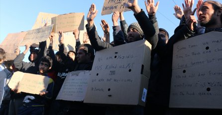 Izbjeglice u Idomeni blokirale željeznički saobraćaj: Ne odustajemo dok ne otvorite granice