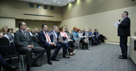 Teslić: Održava se Forum o sprečavanju pranja novca i finansiranja terorizma