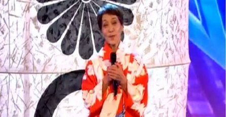 Ovoj 70-godišnjoj starici niko nije dao šansu: Onda je skinula kimono i svi su ostali u čudu (VIDEO)