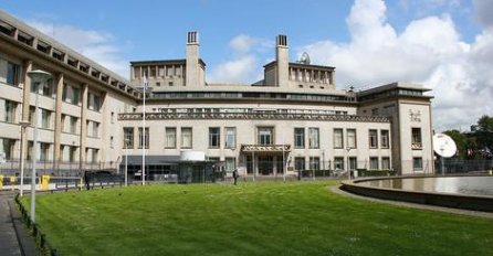 Hag i dalje traži troje radikala