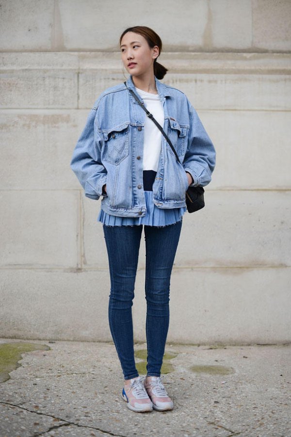 82552-die-jeansjacke-im-laessigen-bomber-schnitt