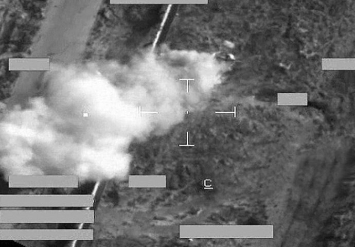 Objavljeni snimci uništavanja ISIL-ove kasarne i mosta u Hitu