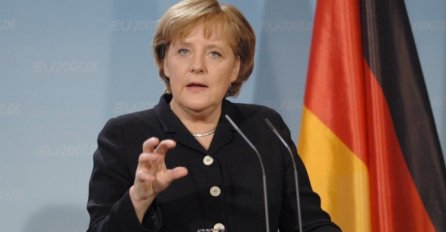 Merkel: Bez ishitrenih odluka nakon izlaska Velike Britanije