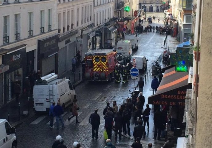 Pariz: Pucao sa prozora svoga apartmana, policija blokirala kvart