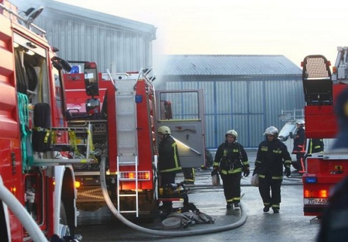 Jedan požar ugašen, drugi izbio