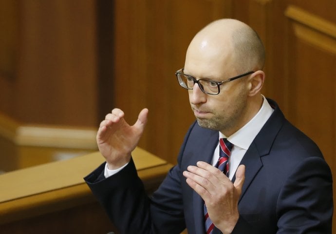 Premijer Ukrajine Yatsenyuk podnio ostavku