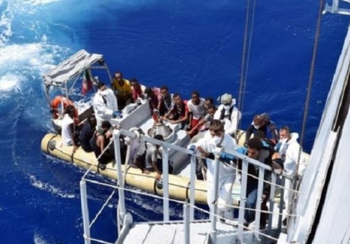 U Sicilijanskom prolazu za dva dana spašeno 4.000 migranata