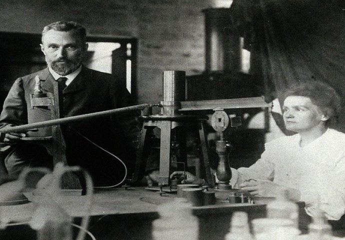  Marija Kiri otkrila element radijum - 1898. godine